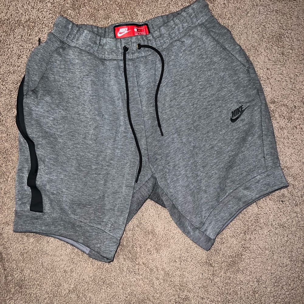 Nike tech fleece shorts. Size M